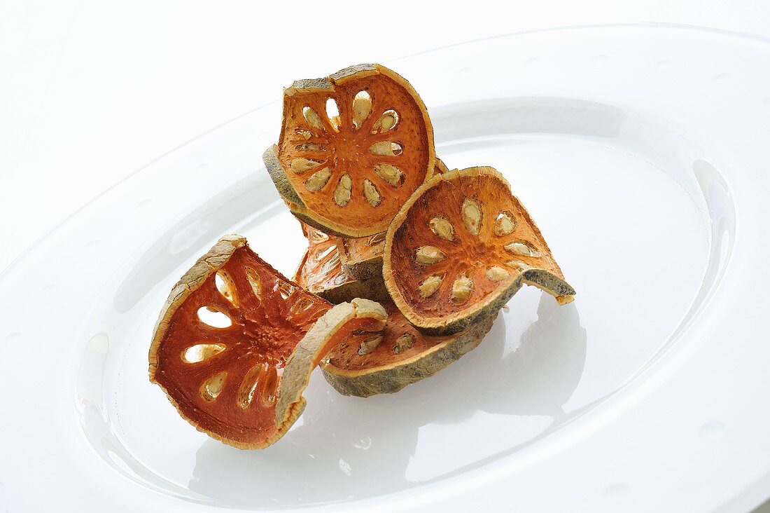 Dried Bael fruits (Begal quince) from Thailand