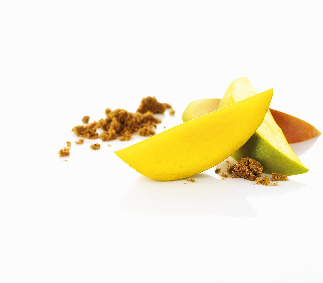 Mango und brauner Zucker (Zutaten für Cocktail Mango and Rum)