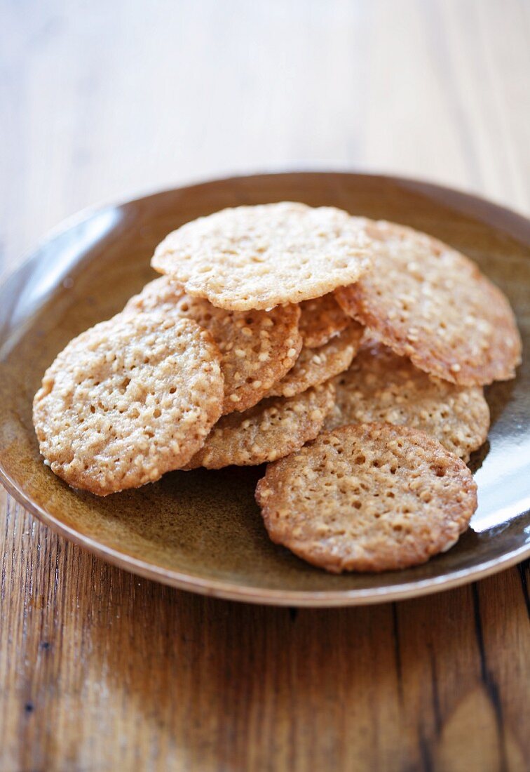 Benne Wafers (Sesame Seed Cookies) on a Plate