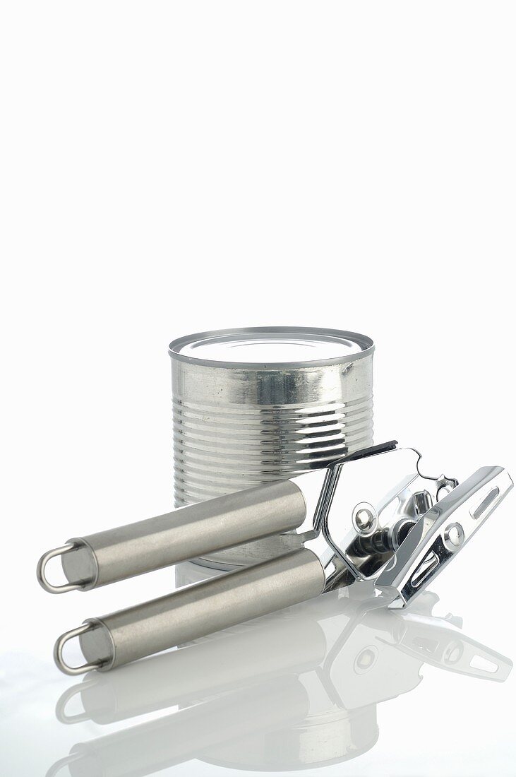 Tin and tin opener