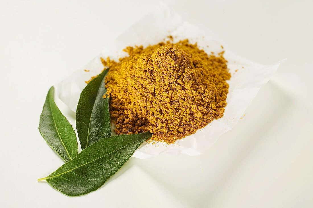 Curry powder and curry leaves