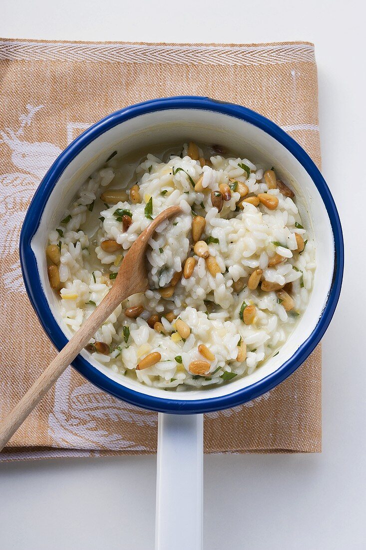 Lemon risotto with pine nuts