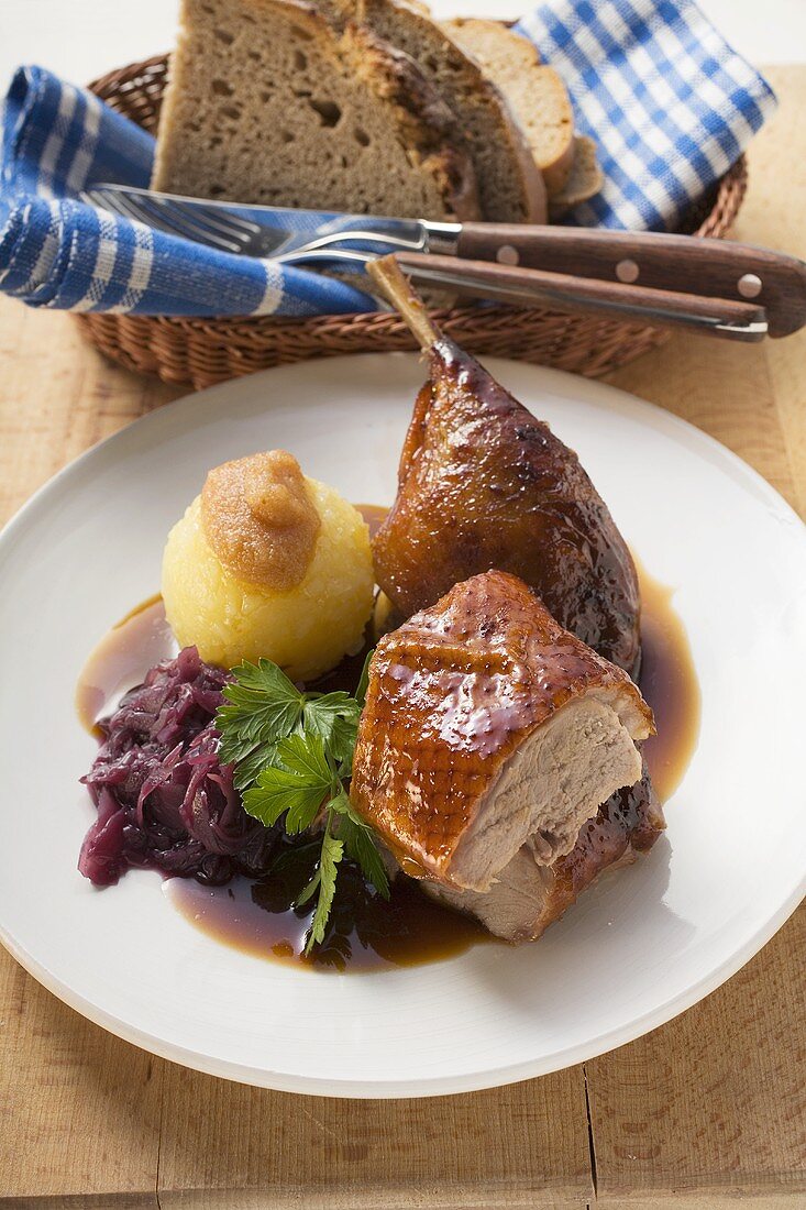 Duck with red cabbage and potato dumpling (Bavaria)