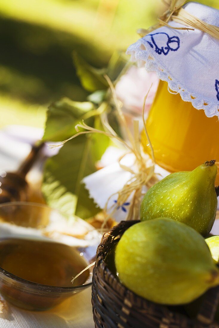 Honey and green figs