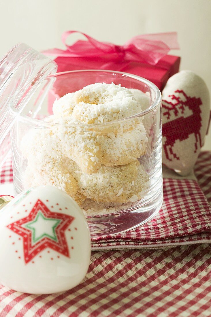 Vanilla crescents with dessicated coconut in glass jar