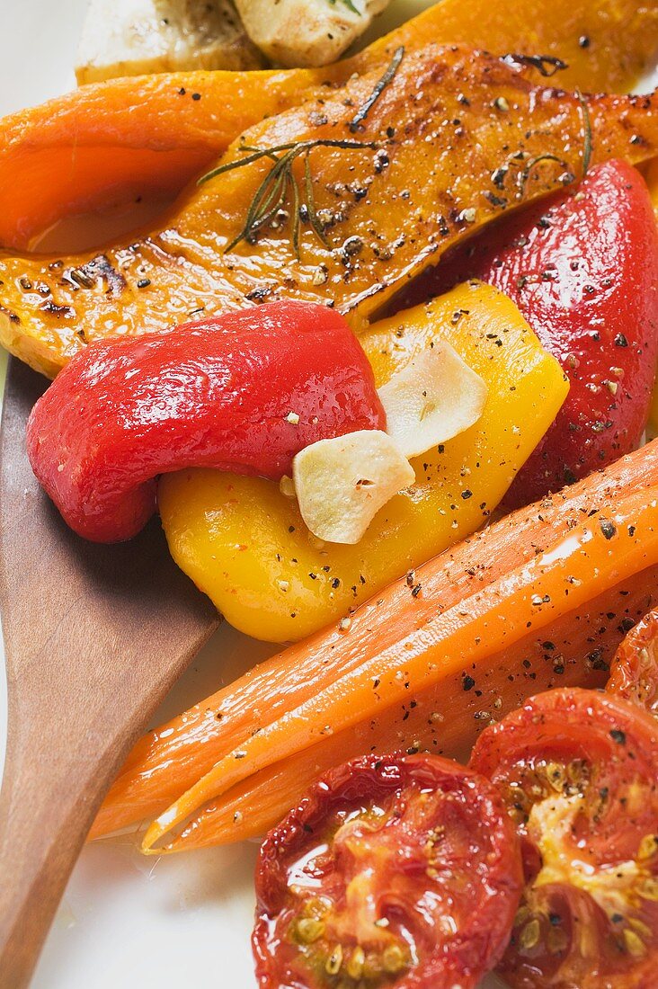 Roasted vegetables (pumpkin, peppers, carrots, tomatoes)