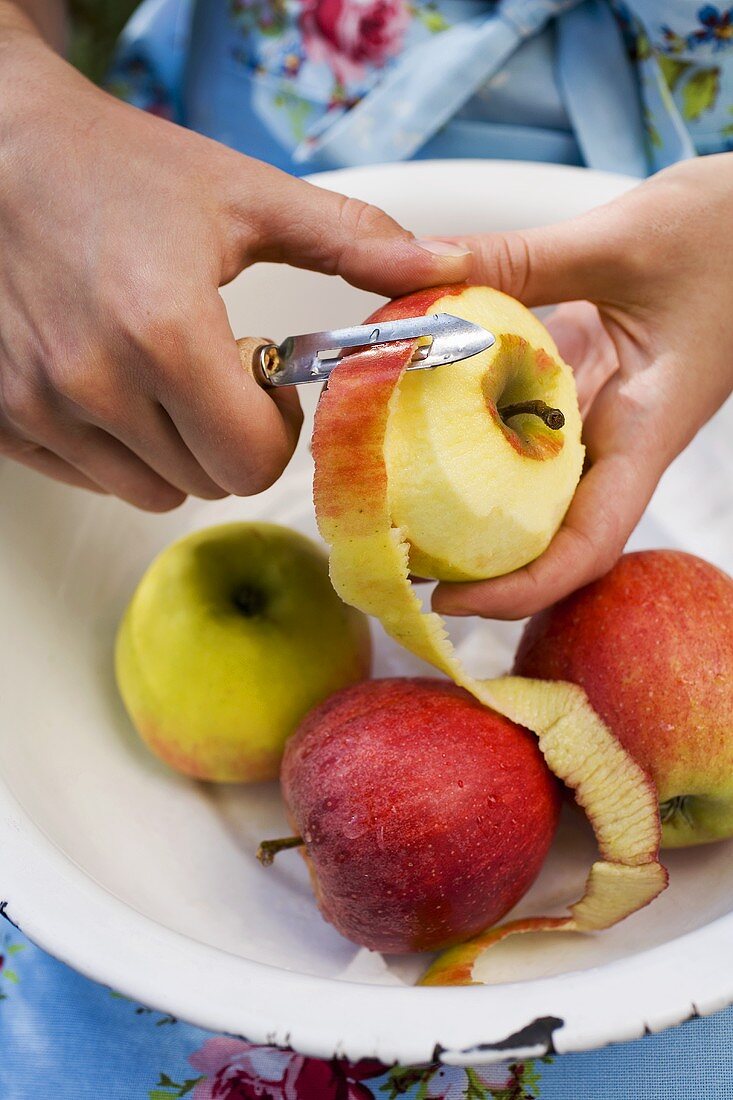 Peeling an apple