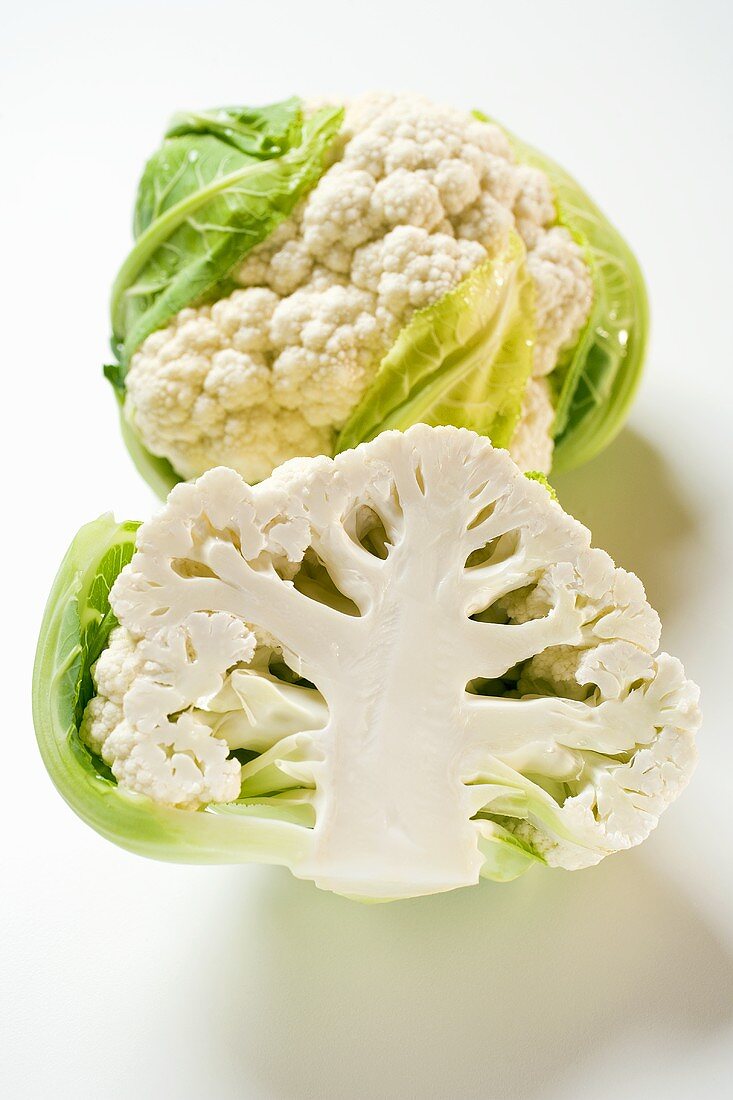 Whole and half cauliflower