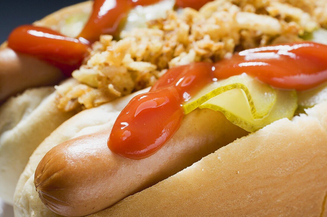 Hot dogs with ketchup (close-up)