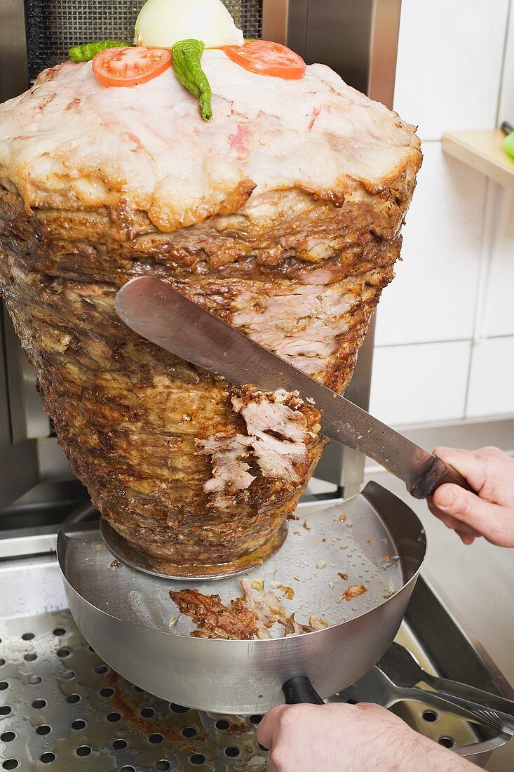 Döner Kebab abschneiden