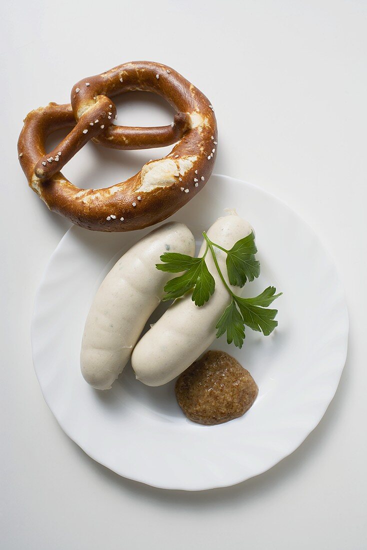 Weisswurst (white sausages) with mustard and pretzel