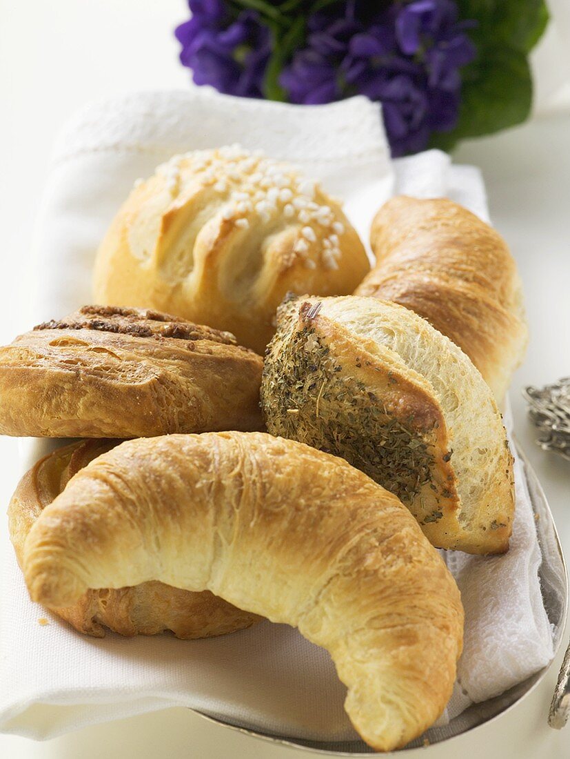 Süsses Gebäck, Brötchen und Croissants