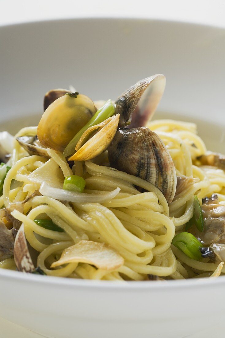 Linguine with clams