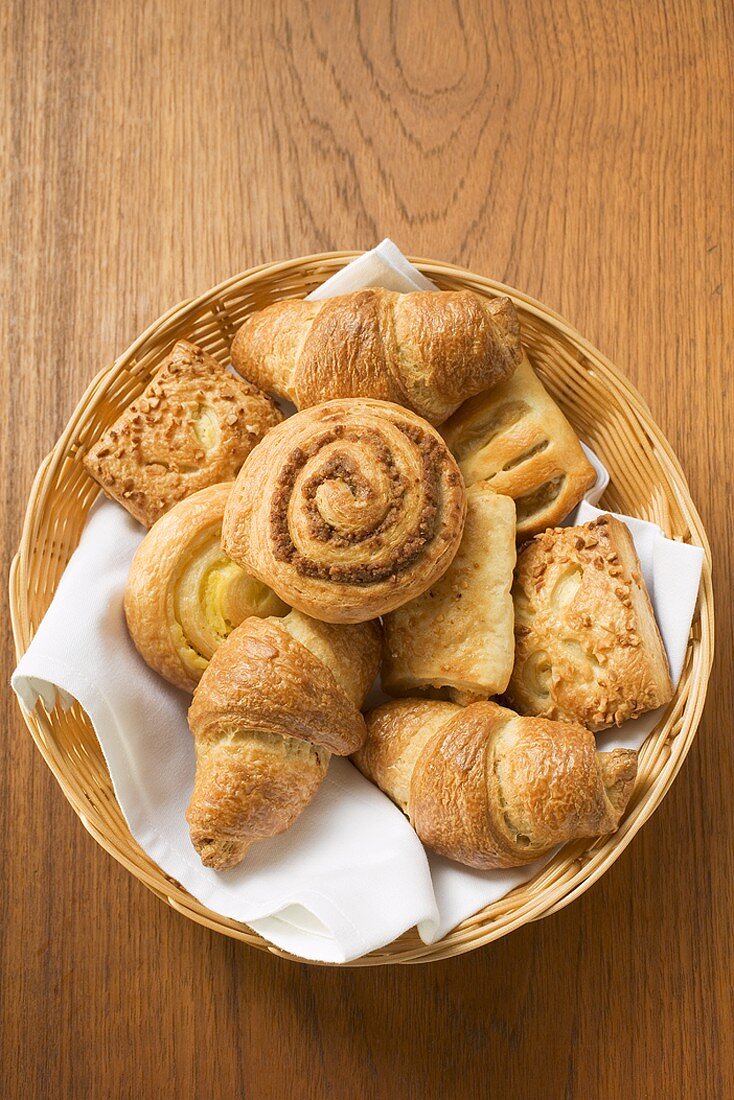 Sweet pastries in bread basket