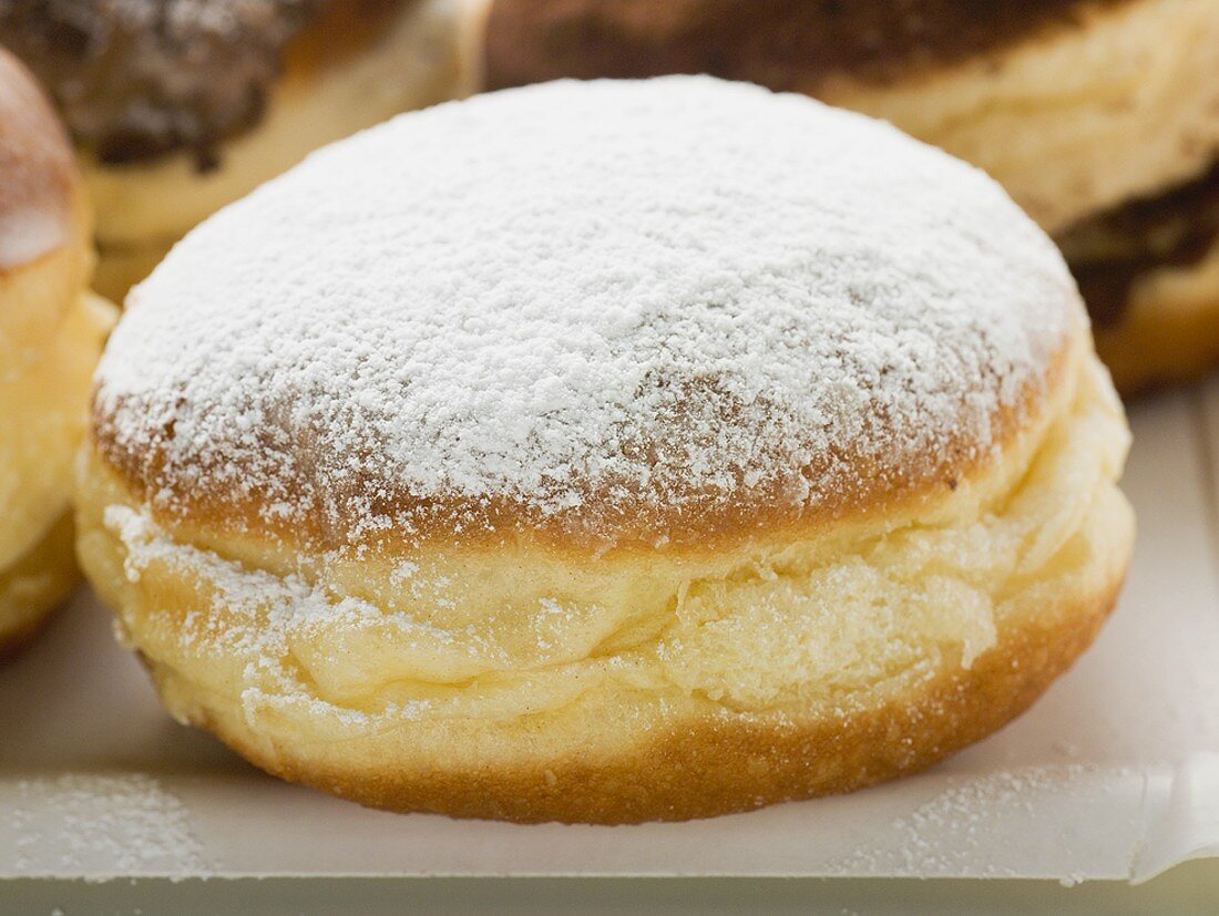 Doughnut with icing sugar