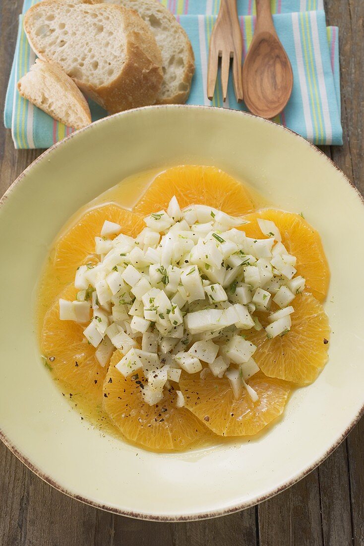 Fenchelsalat auf Orangenscheiben