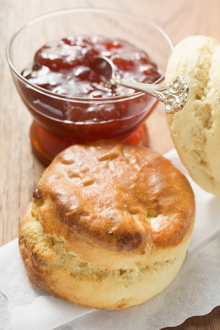 Scones with strawberry jam