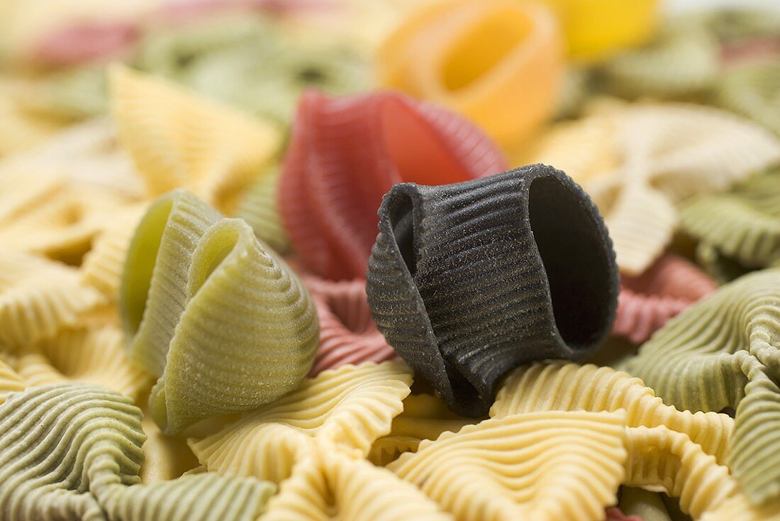 Various types of coloured pasta (full-frame)
