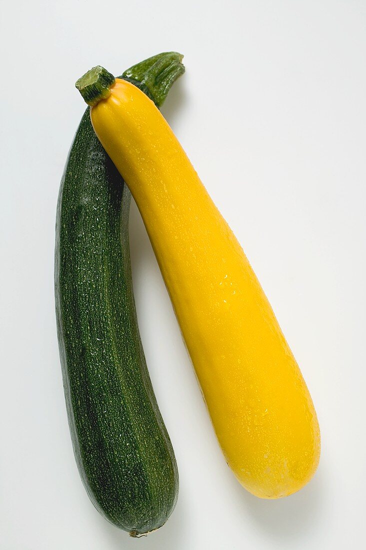 Yellow and green courgettes