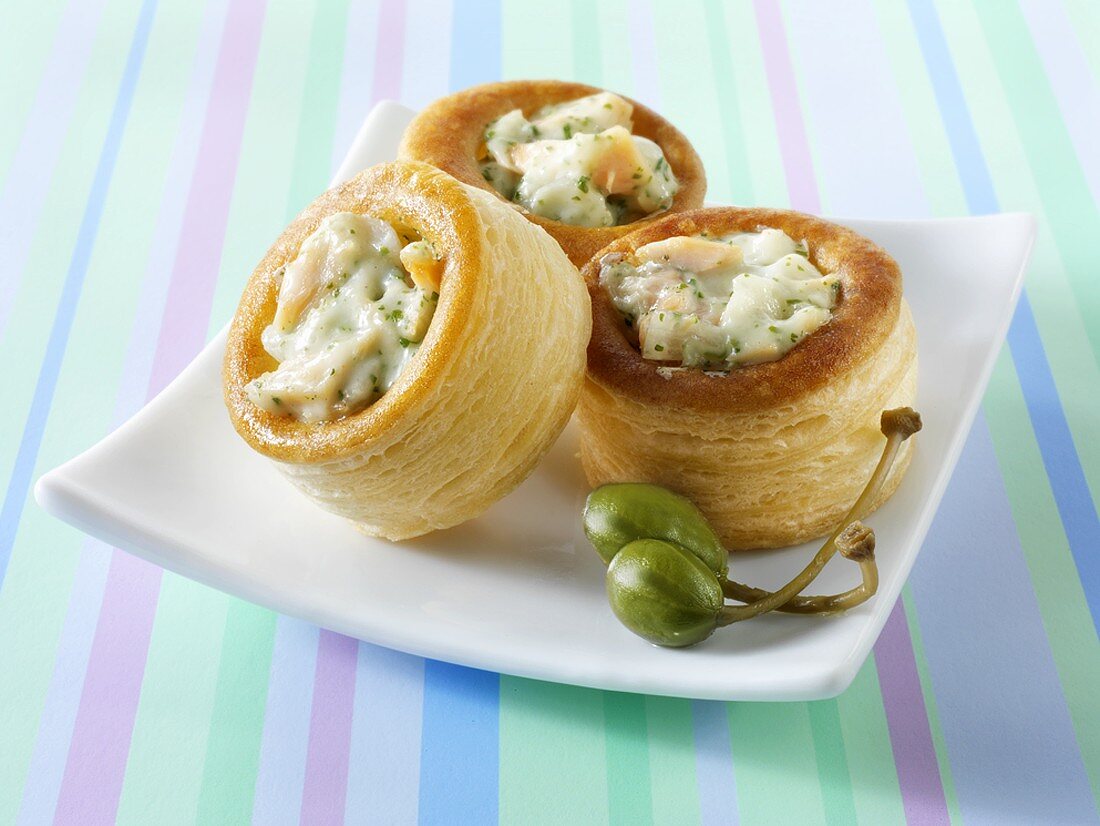 Puff pastry cases with a savoury filling