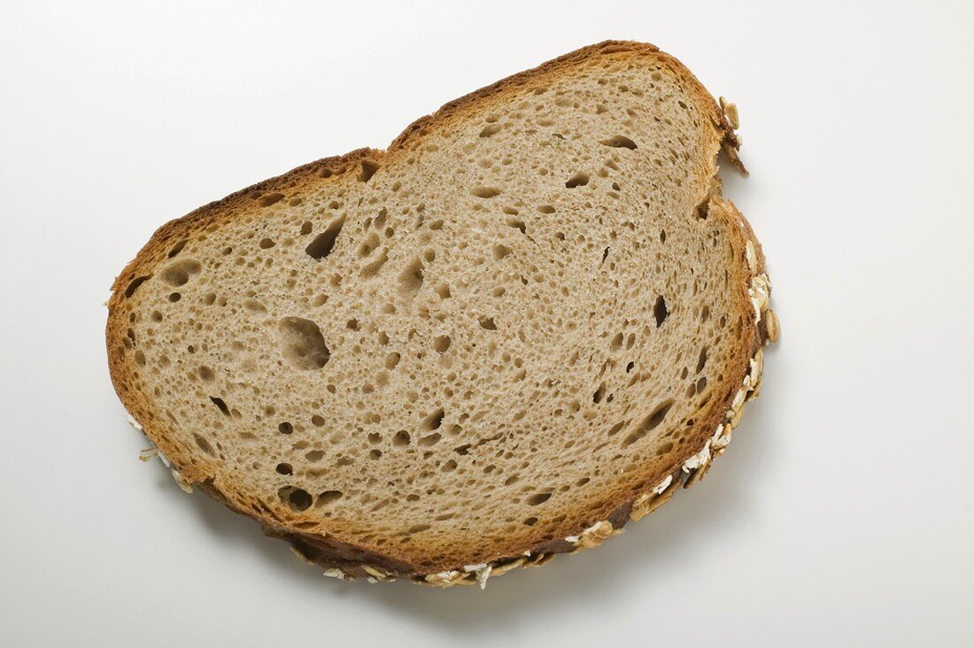 Brotscheibe von Haferflockenbrot