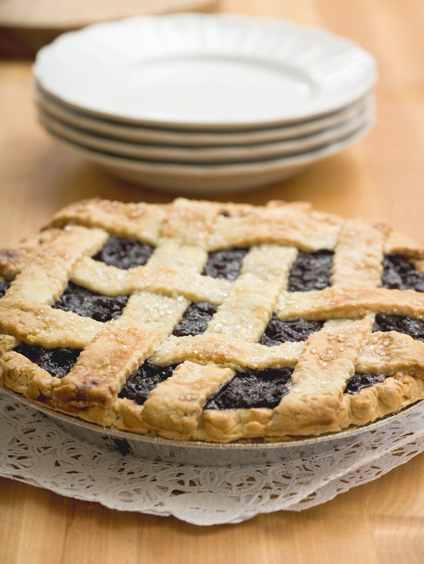 Blueberry Pie mit Teiggitter
