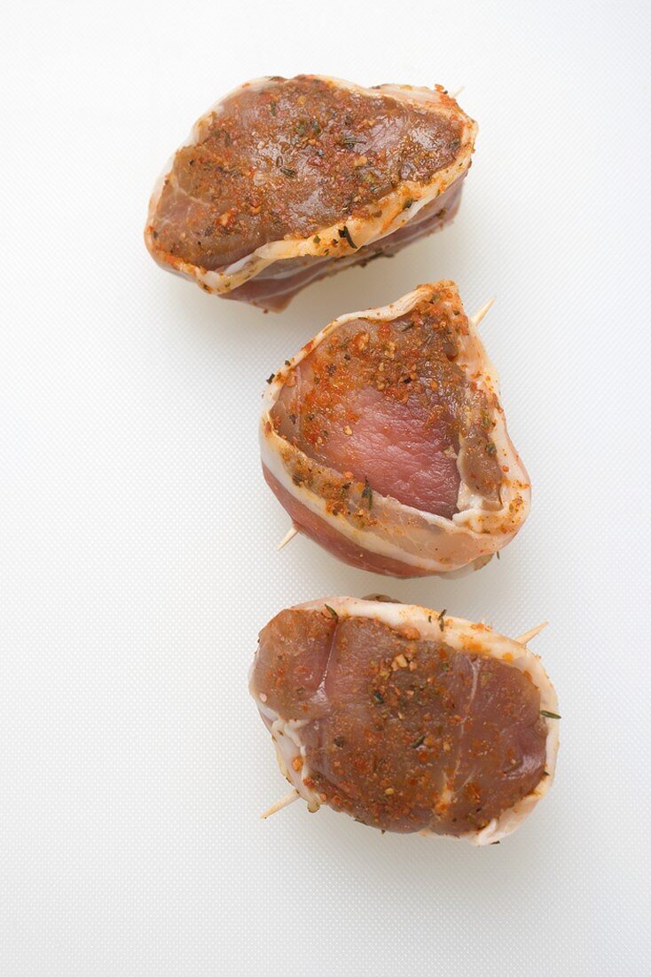 Schweinefilets mit Speck bardiert