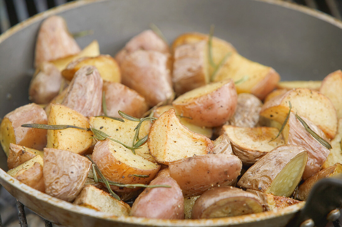 Roast potatoes with rosemary