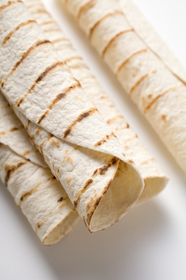 Unfilled tortilla rolls