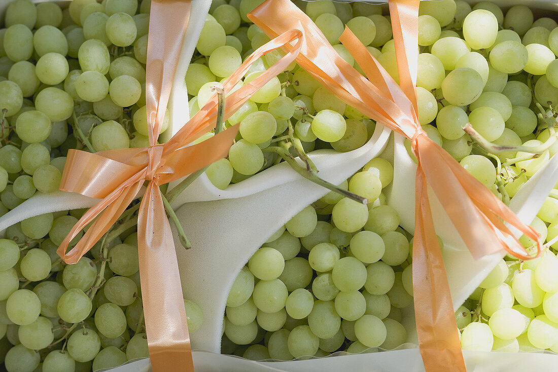 Green grapes with bows