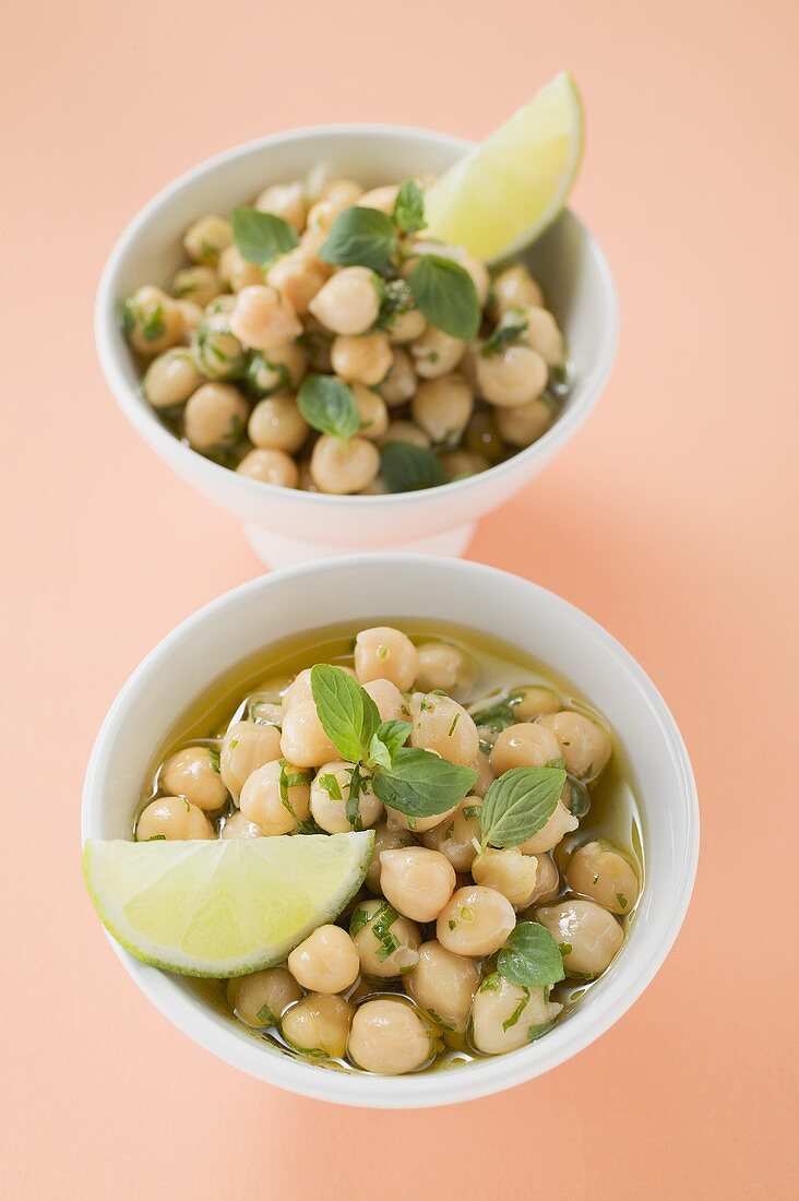 Kichererbsen mit Limetten und Kräutern