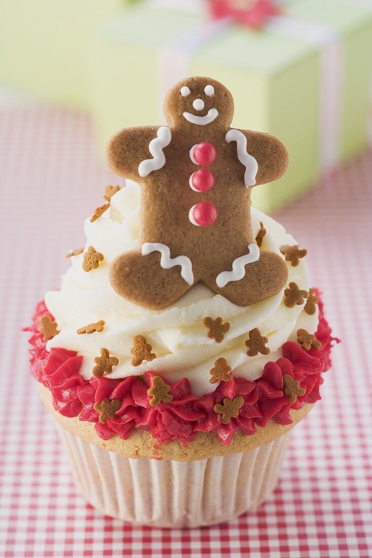 Cupcake with gingerbread man for Christmas