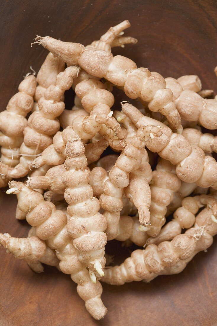 Chinese artichokes in wooden bowl