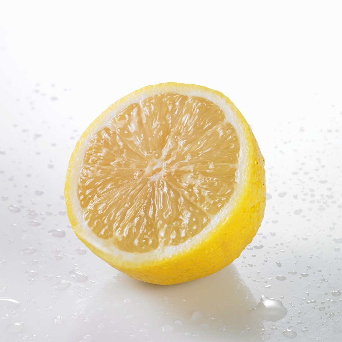 A freshly washed half lemon
