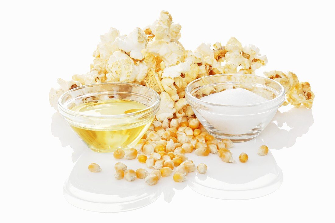 Popcorn, Maiskörner und Zutaten