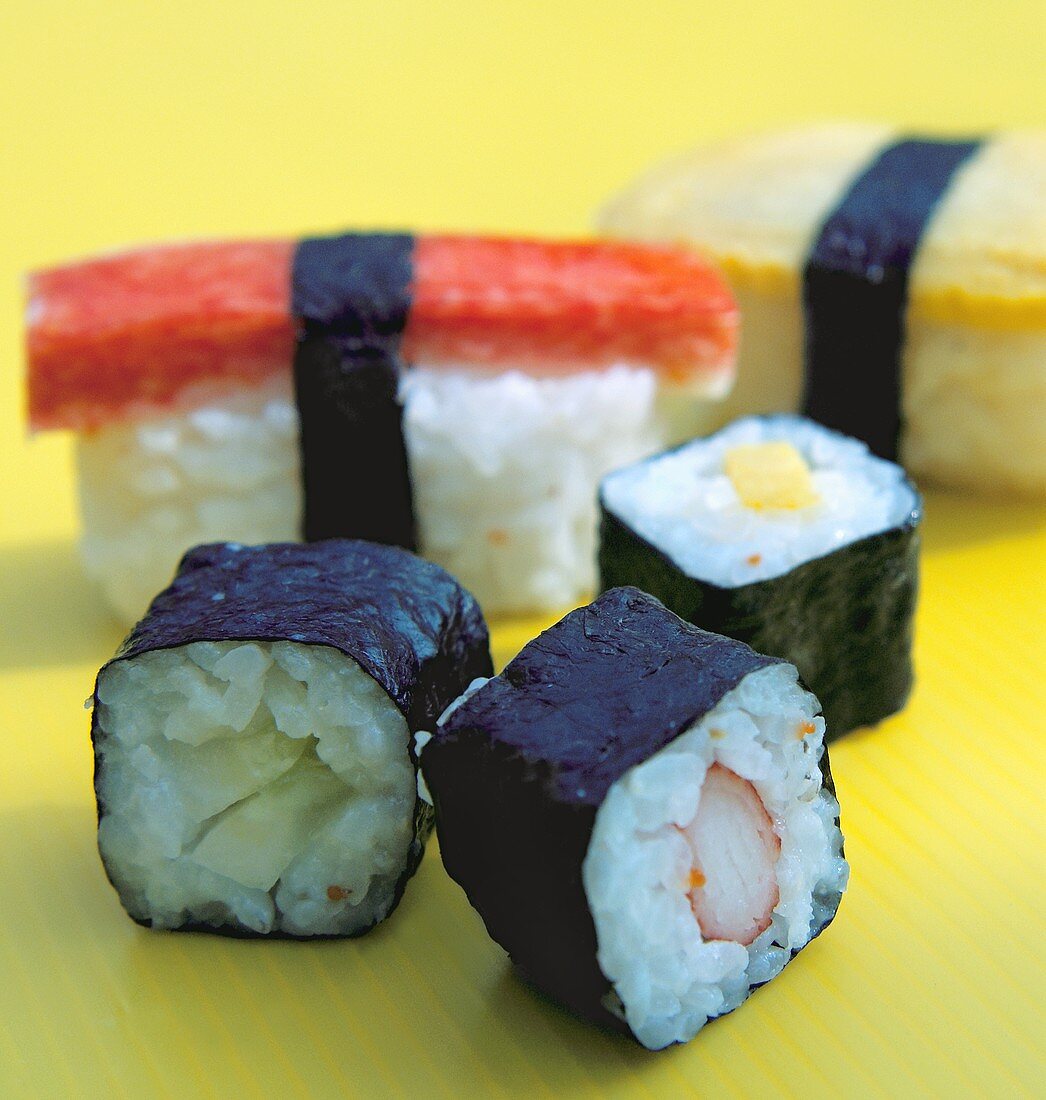 Verschiedene Sushi