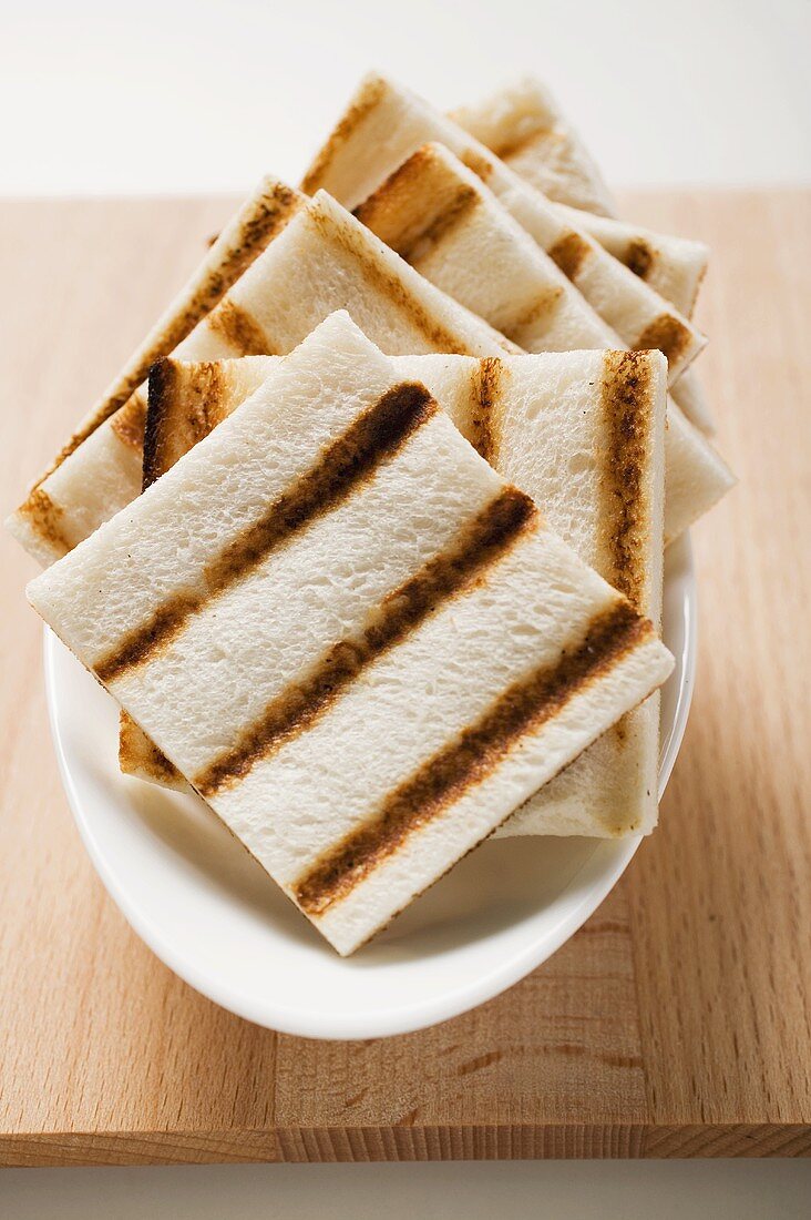 Grilled white bread