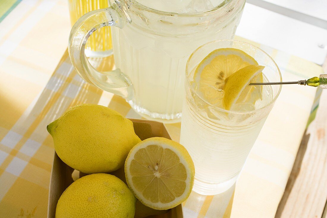 Lemonade and fresh lemons