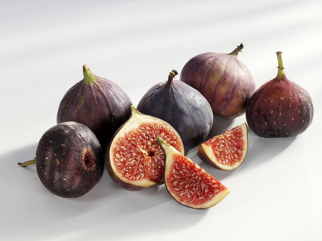 Figs, whole and cut open