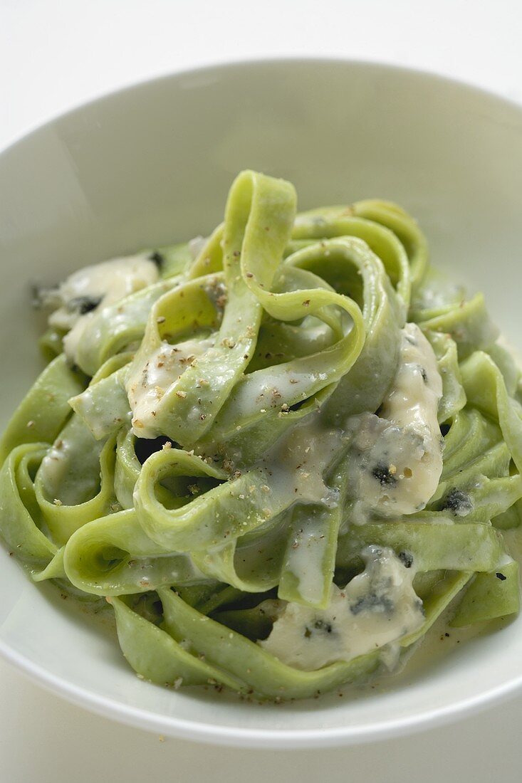 Green ribbon pasta with Gorgonzola sauce