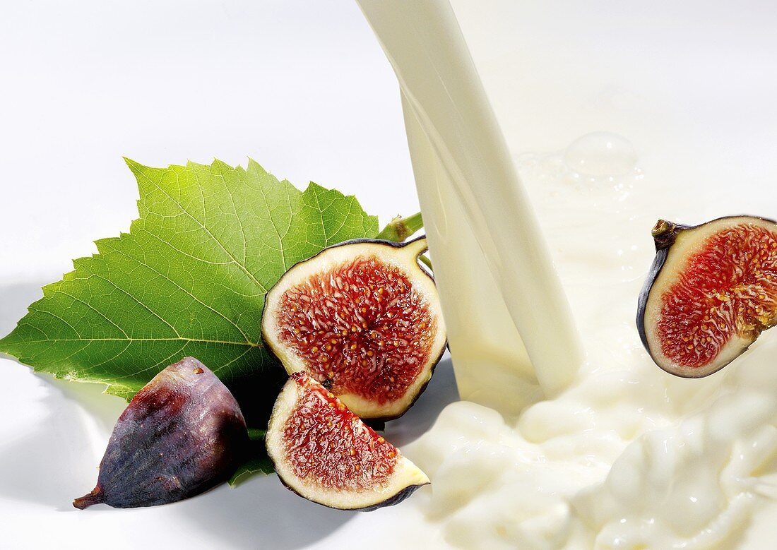 Milk and fresh figs