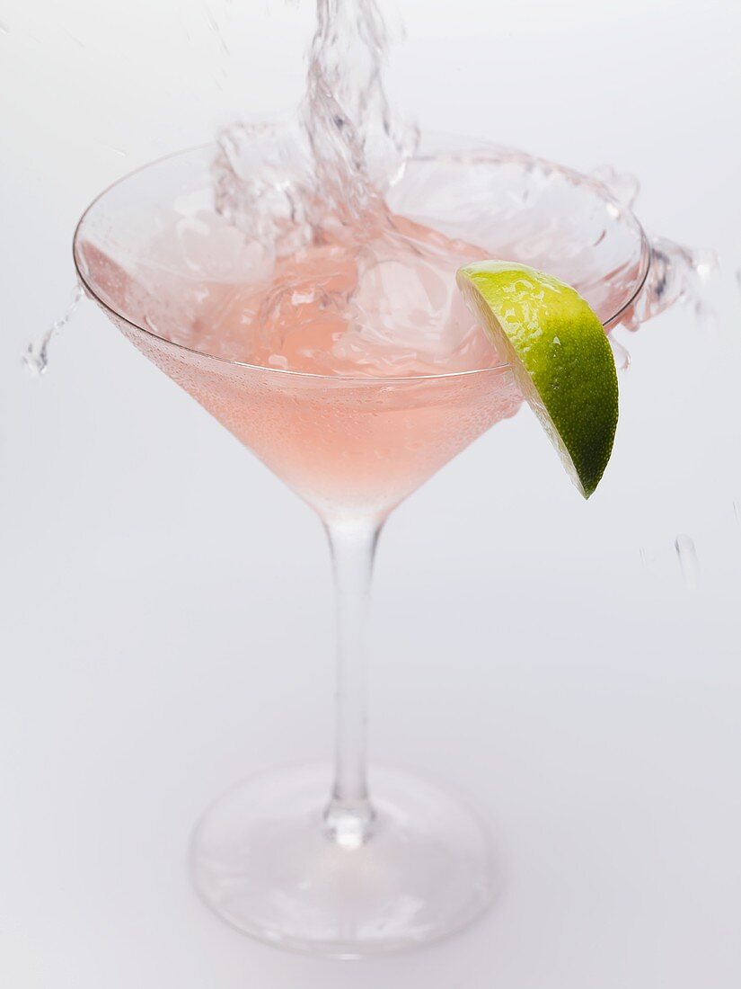 Pouring a Cosmopolitan