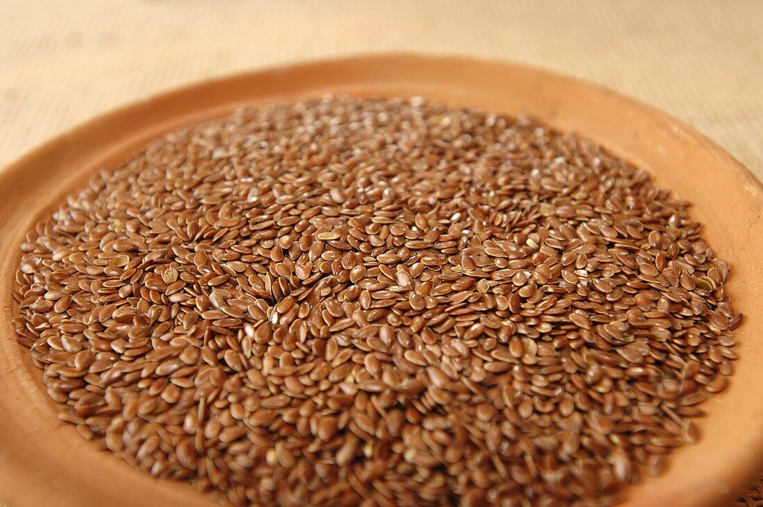 Linseed on a plate