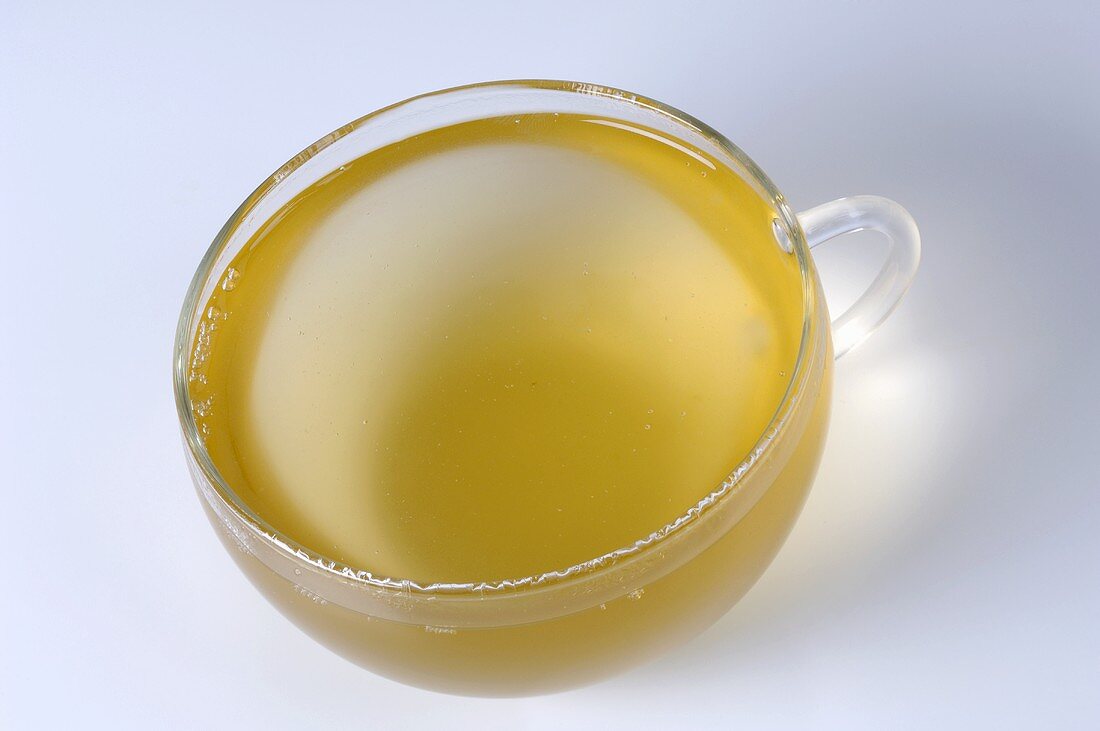 Tee aus Strauchpaeonienwurzelrinde (Moutan Cortex)