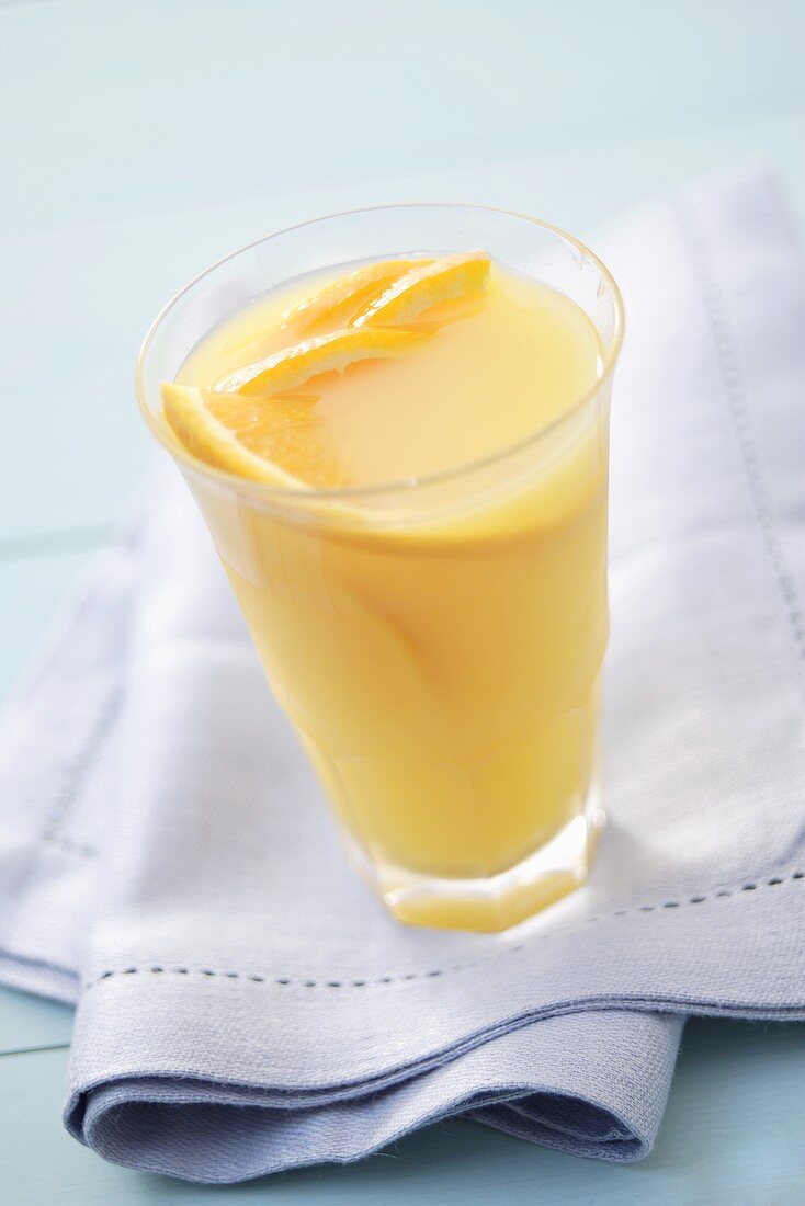 Orangensaft im Glas