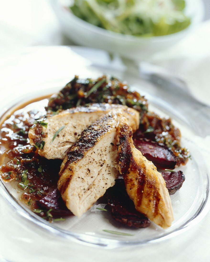 Grilled chicken breast with beetroot