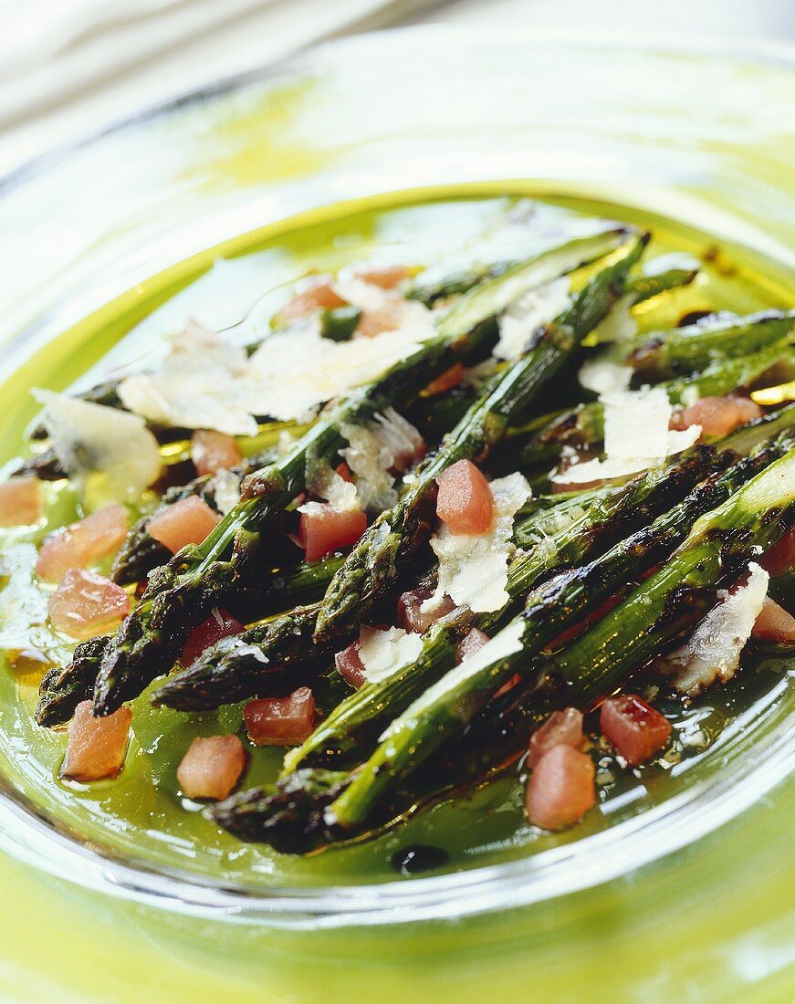 Grilled green asparagus with tomato vinaigrette and Parmesan