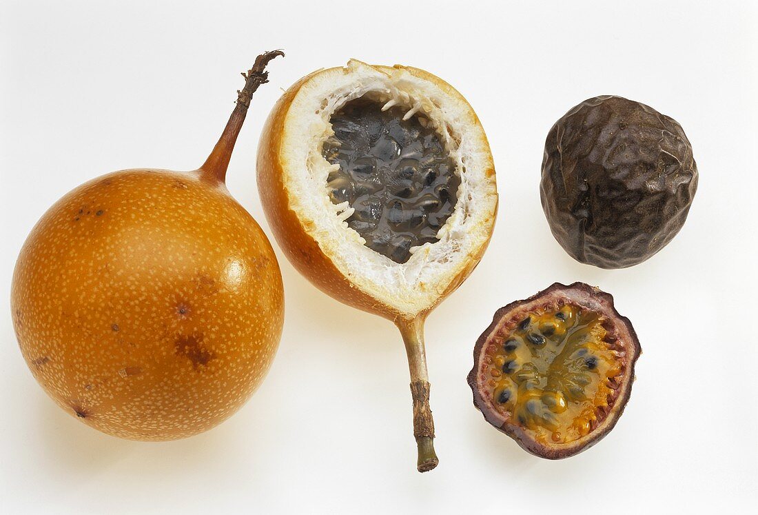Golden passionfruit & purple passionfruit, whole & halved
