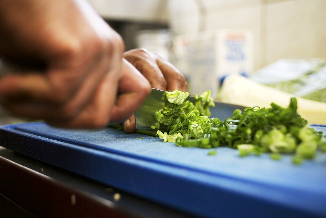 Cutting spring onions