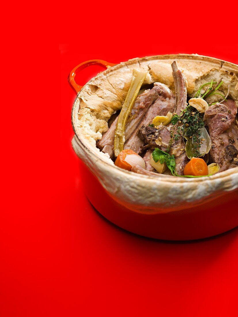 Lamb stew with bread crust